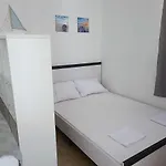 Cozy In Privlaka, 200m From The And Near Vir Island * 普利拉卡