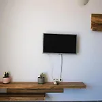 Cozy In Privlaka, 200m From The And Near Vir Island * 普利拉卡