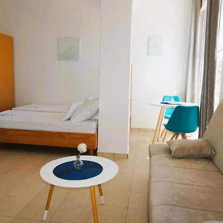 Cozy In Privlaka, 200m From The And Near Vir Island Apartamento