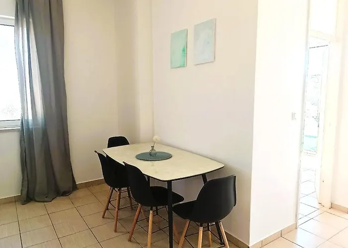 Apartment Cozy In Privlaka, 200m From The And Near Vir Island Privlaka (Zadar)