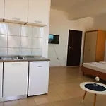 Cozy In Privlaka, 200m From The And Near Vir Island