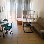 Cozy In Privlaka, 200m From The And Near Vir Island 프리블라카
