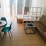 Cozy In Privlaka, 200m From The And Near Vir Island