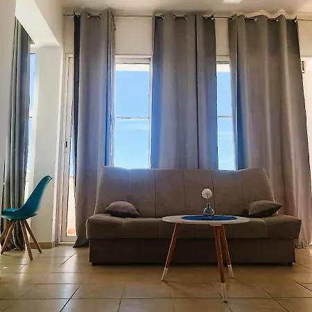 Daire Cozy In Privlaka, 200m From The And Near Vir Island *