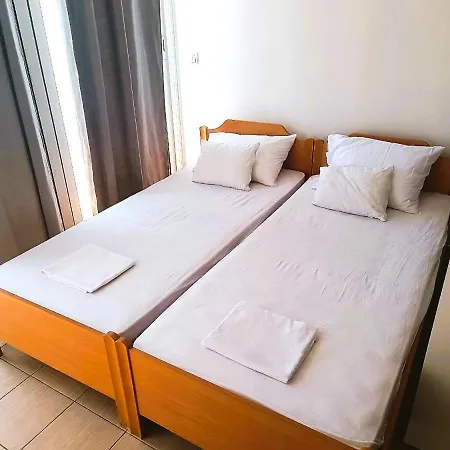 Cozy In Privlaka, 200m From The And Near Vir Island Daire