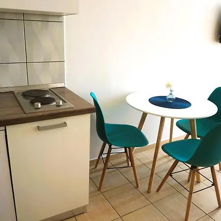 Cozy In Privlaka, 200m From The And Near Vir Island *