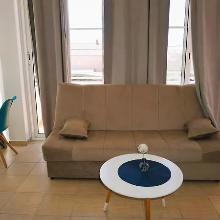 Daire Cozy In Privlaka, 200m From The And Near Vir Island *