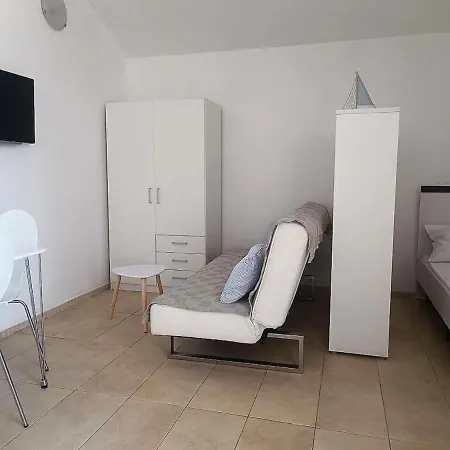 Cozy In Privlaka, 200m From The And Near Vir Island * Privlaka (Zadar)