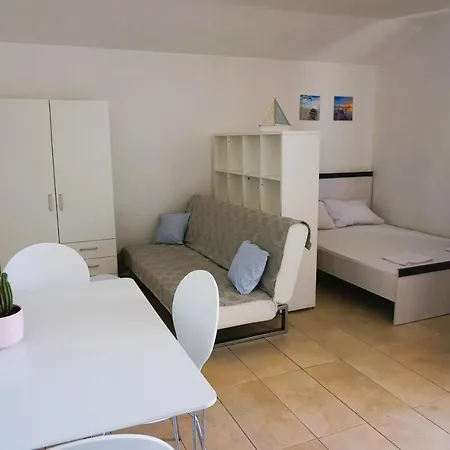 Cozy In Privlaka, 200m From The And Near Vir Island Daire *