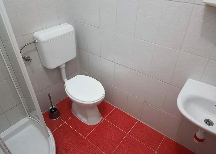 Cozy In Privlaka, 200m From The And Near Vir Island *