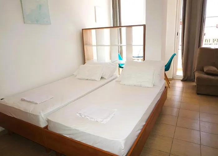 Apartamento Cozy In Privlaka, 200m From The And Near Vir Island *