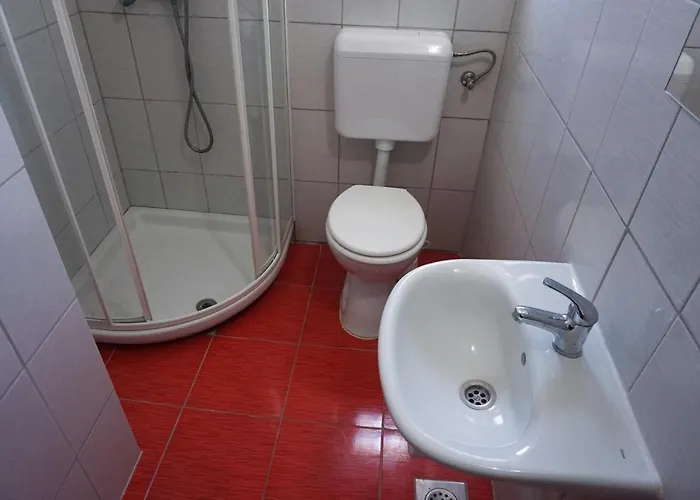 Apartamento Cozy In Privlaka, 200m From The And Near Vir Island