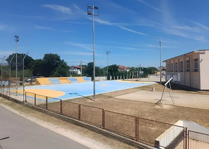 Cozy In Privlaka, 200m From The And Near Vir Island Apartamento *